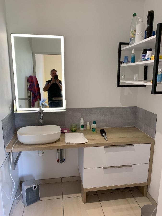 Busset Liages Situe Dans Le Bourbonnais 1 Chambres Lit Double Et Un Clic Clac Zewnętrze zdjęcie
